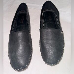 Adam Tucker Solo Black Leather Moccasins Women’s Size 10M